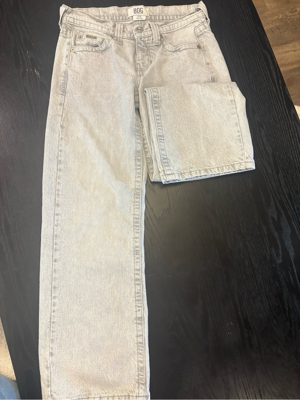 BDG Women’s Light Gray Straight Leg Jeans